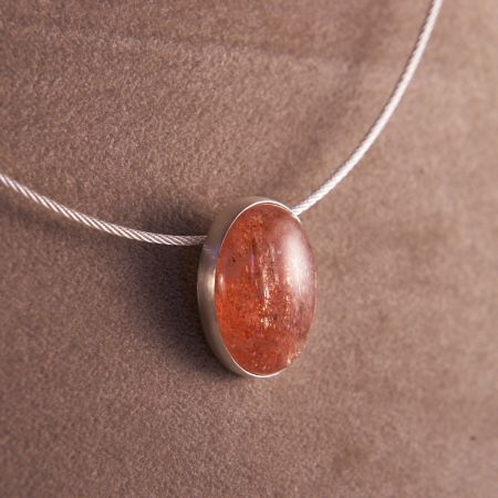 Sonnenstein Anhänger und Silber Seil